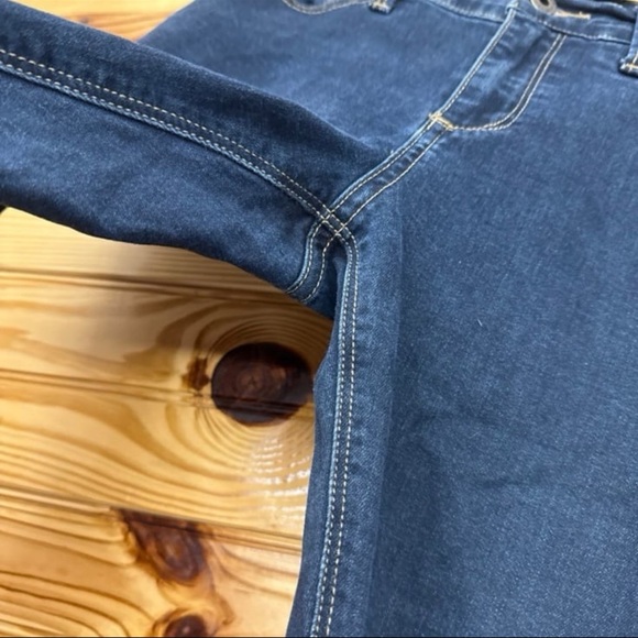 Lucky brand Brooke straight dark wash women’s 6 28 jeans - Picture 3 of 6